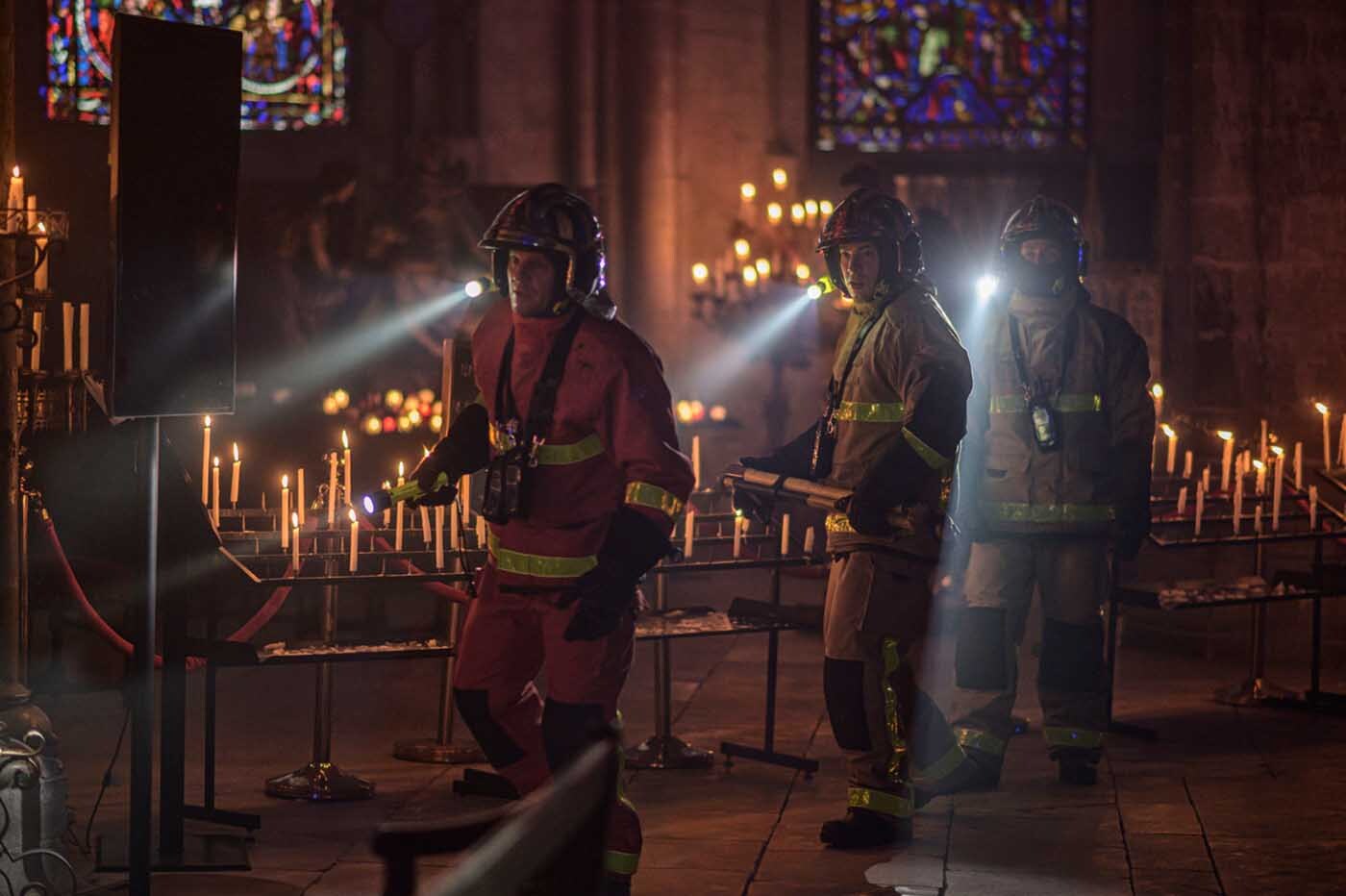 Arde Notre Dame