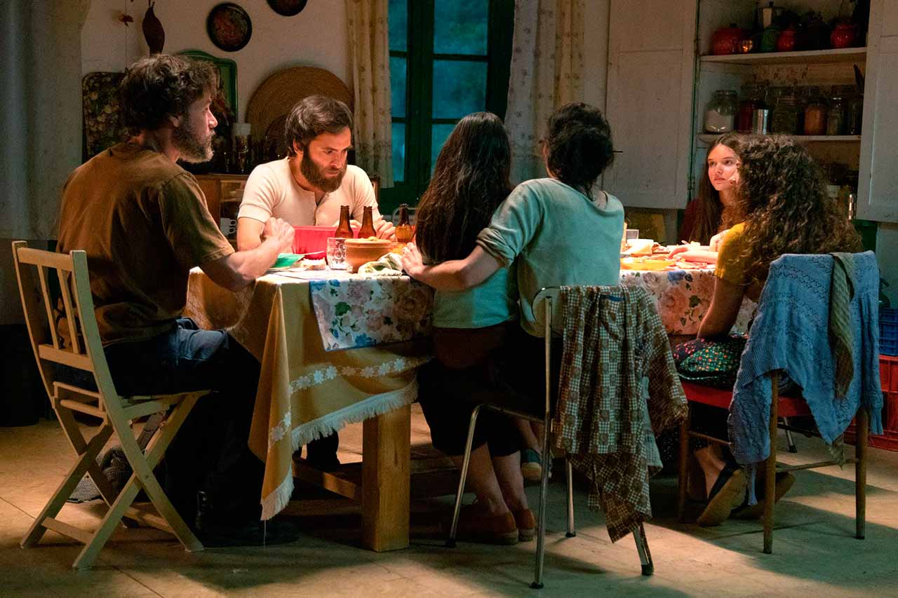 La casa entre los cactus