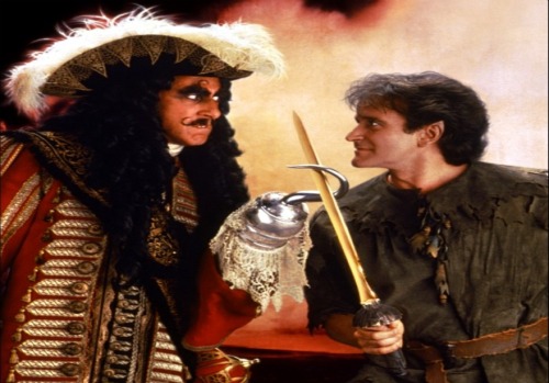Hook (El Capitán Garfio)
