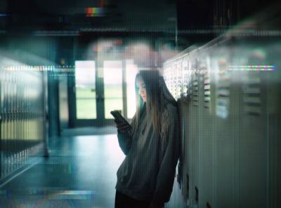 Número desconocido: falsa identidad en el instituto